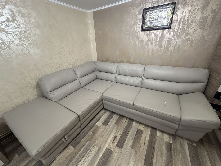 Coltar bej mână dreapta cu mici defecte estetice