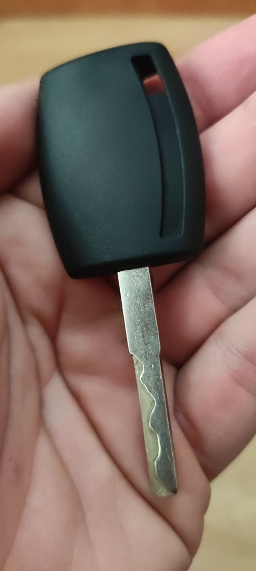 Ключ Форд НОВ с чип
