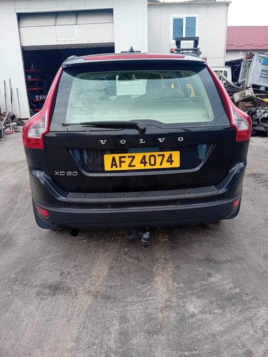 Dezmembrez Dezmembrari piese Volvo XC60 2.4D D5244T10 2008-2013