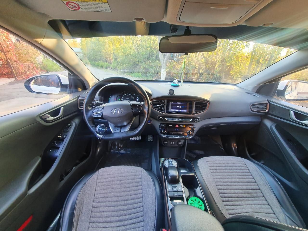 Электромобил Hyundai Ioniq