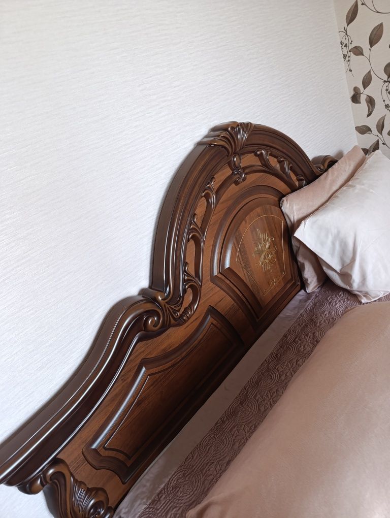 Кровать двуспальная 180*200м.
