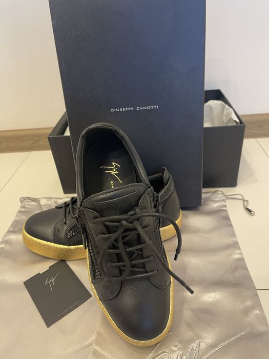 Дамски обувки Giuseppe Zanotti