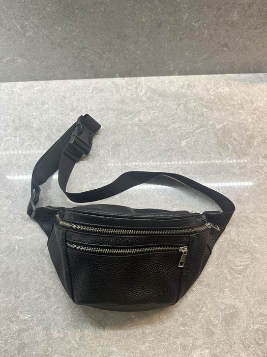 Borseta neagra imitatie piele