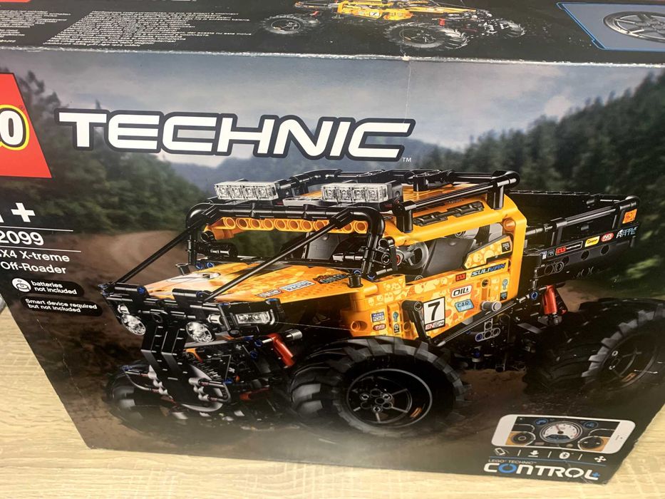 Vând Lego Tehnic preț bun