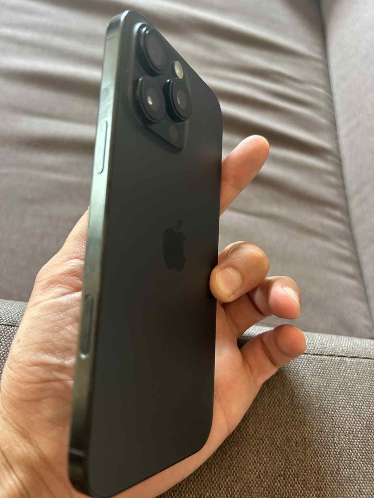 iPhone 16 Pro Max 256 GB!– 3 дни употреба , 100% батерия