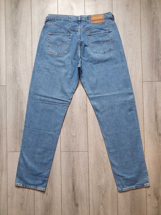 Blugi barbati Diesel (Made in Italy) - Marimea W40 L36 (Talie 96 cm)