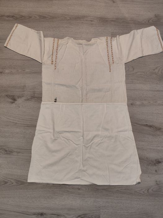 Ie, costum tradițional vechi