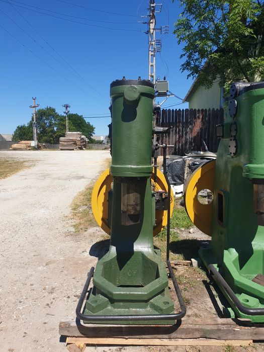 Vand ciocan pneumatic de forja CFA 80