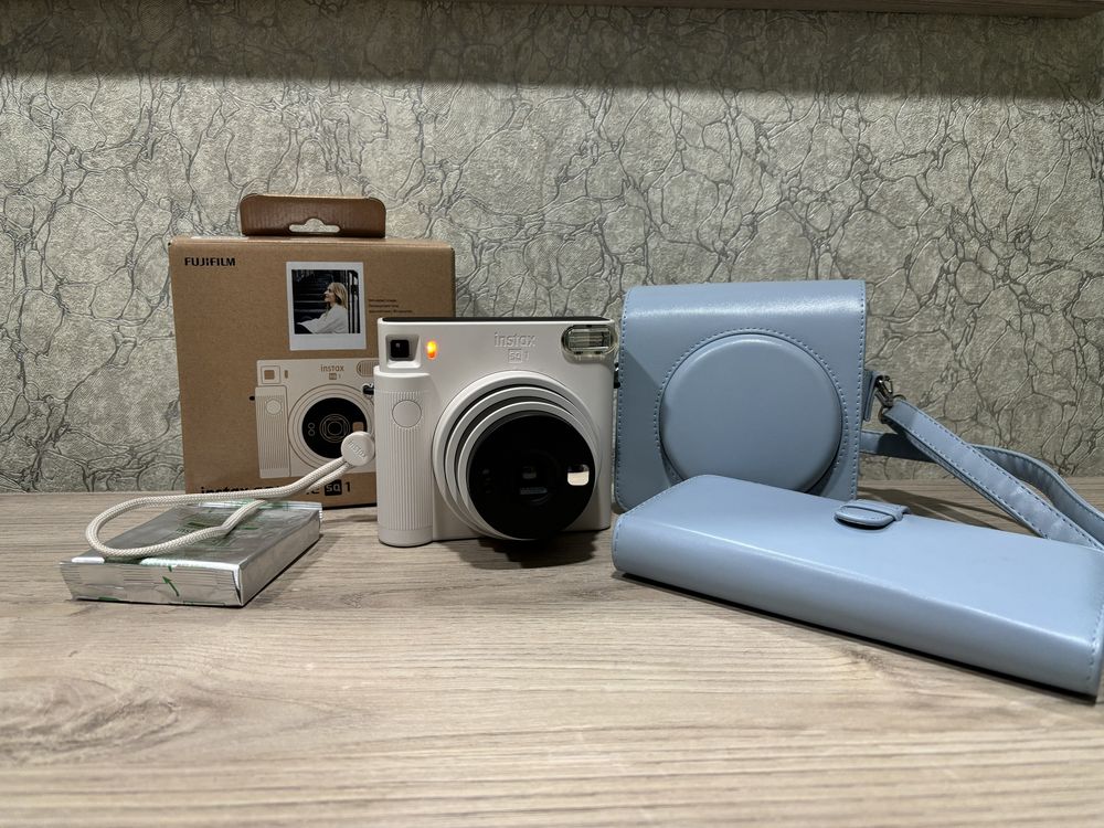 Фотокамера моментальной печати Fujifilm INSTAX SQUARE SQ1