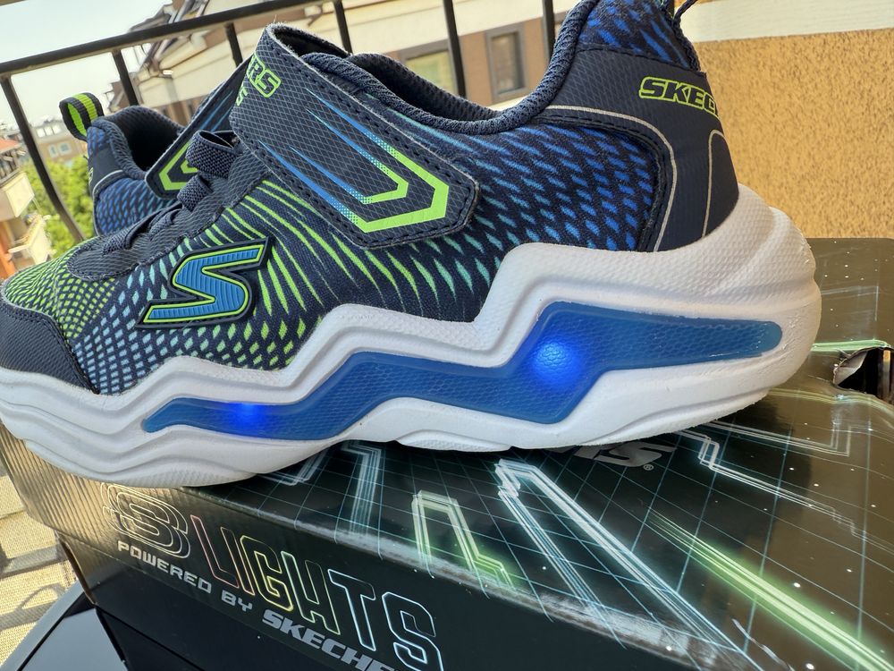 Хубави маратонки Sketchers