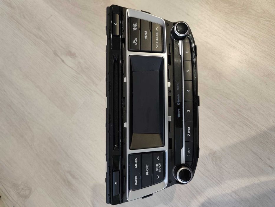 Оригинална медия за HYUNDAI i20