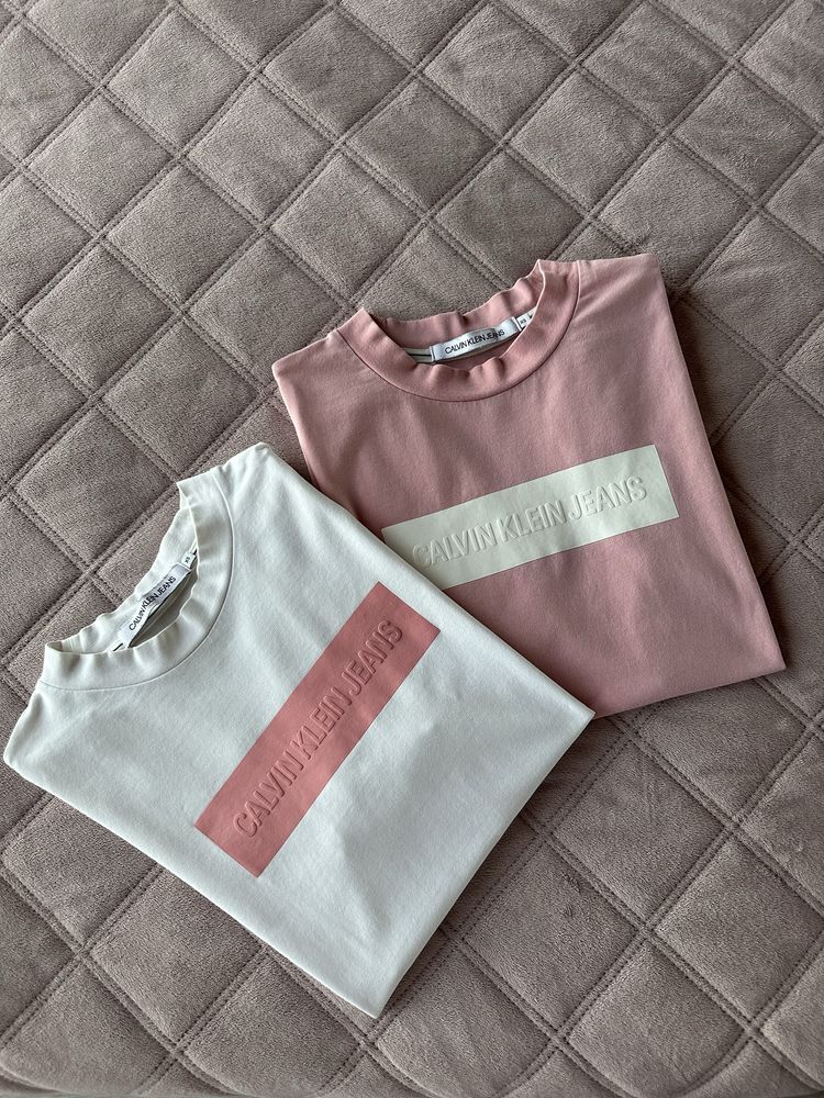 Оригинална дамска тениска Calvin Klein, XS размер, розова/бяла