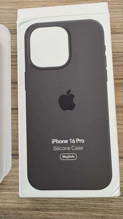 carcasa iphone 16pro silicone grey identic cu originalul