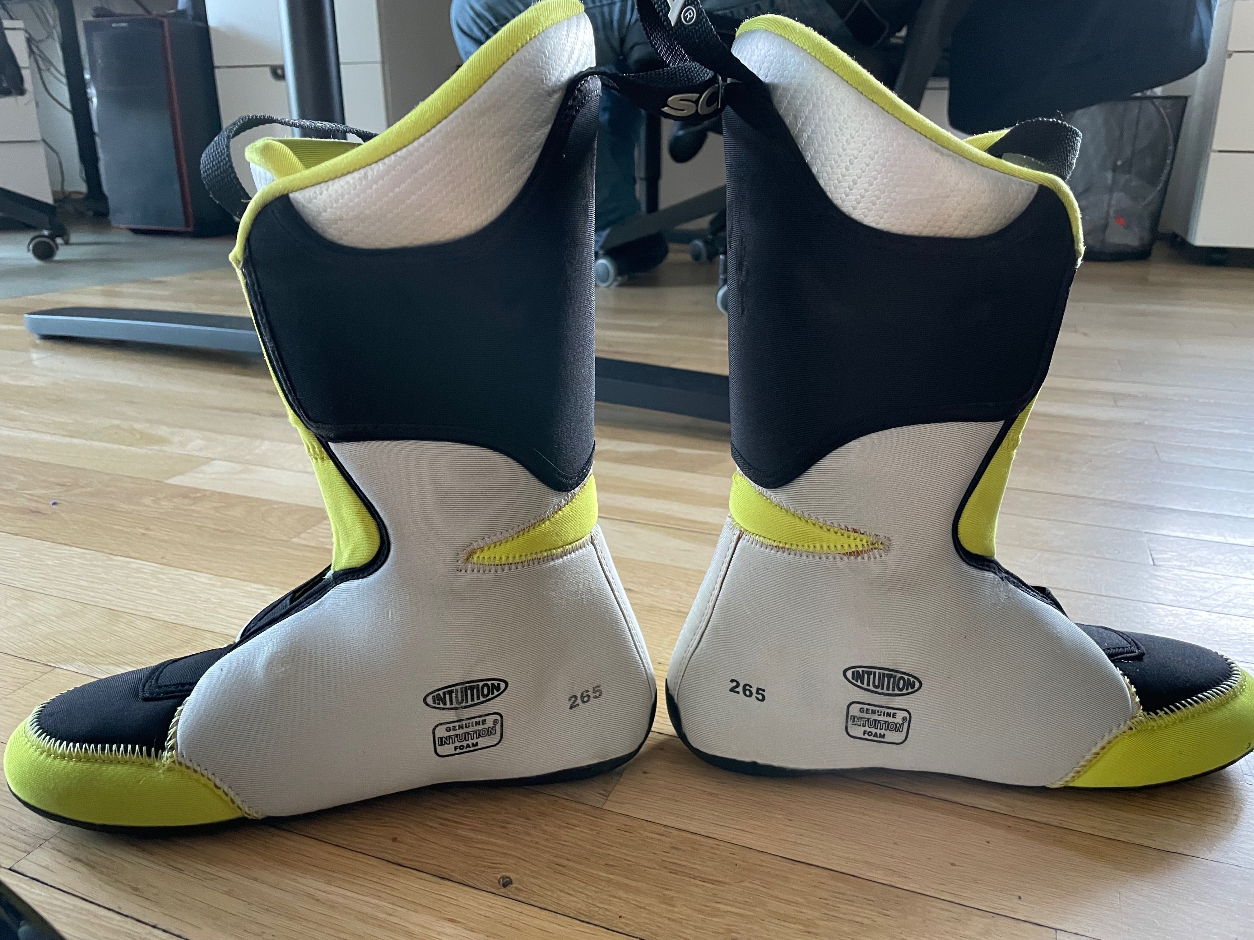 Комбинирани ски обувки