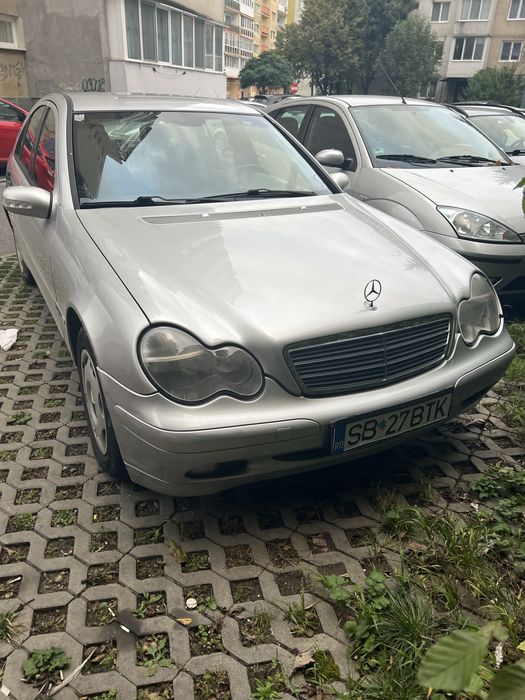 De vanzare mercedes   C220
