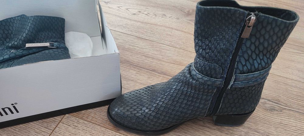Продавам боти GiAnni естествена кожа 36 номер