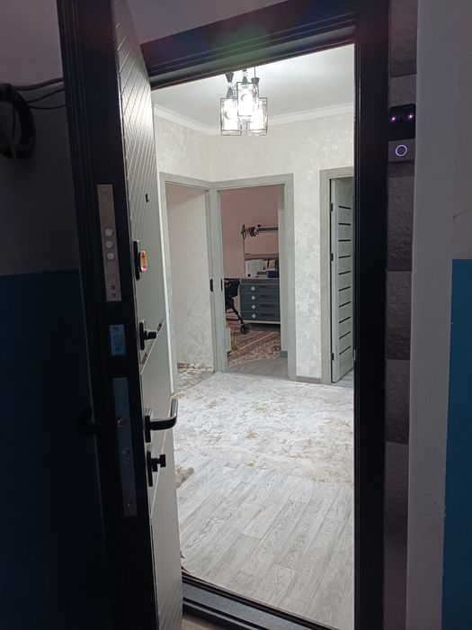 ПРОДАЁТСЯ  3ком кв