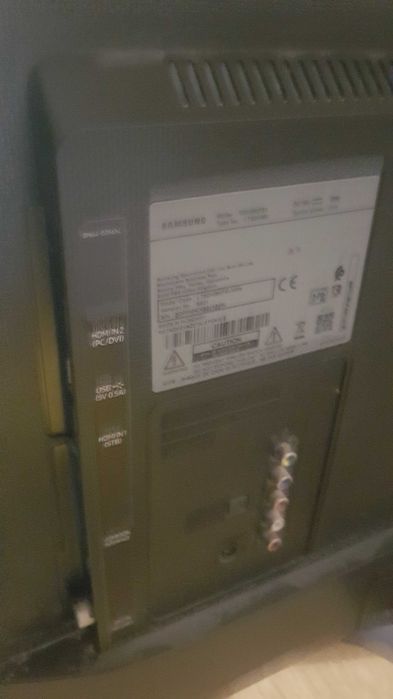 Телевизор Самсунг 32' инча