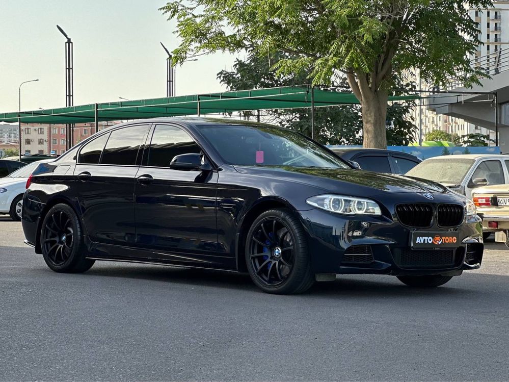BMW 535Xi F10 2011 год