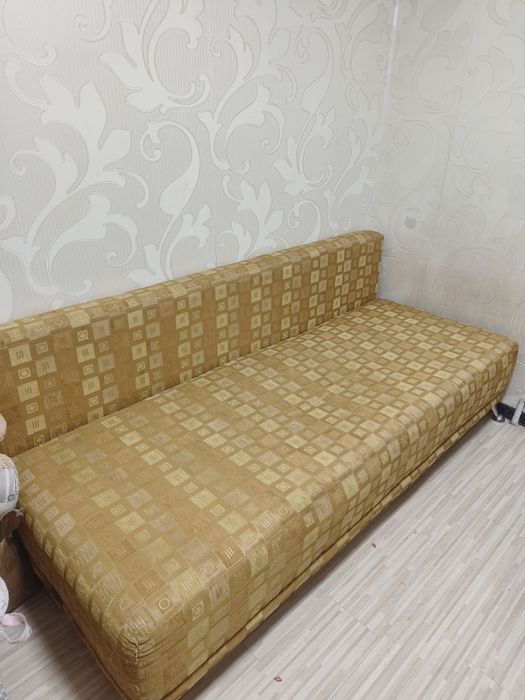 СРОЧНО продам диван
