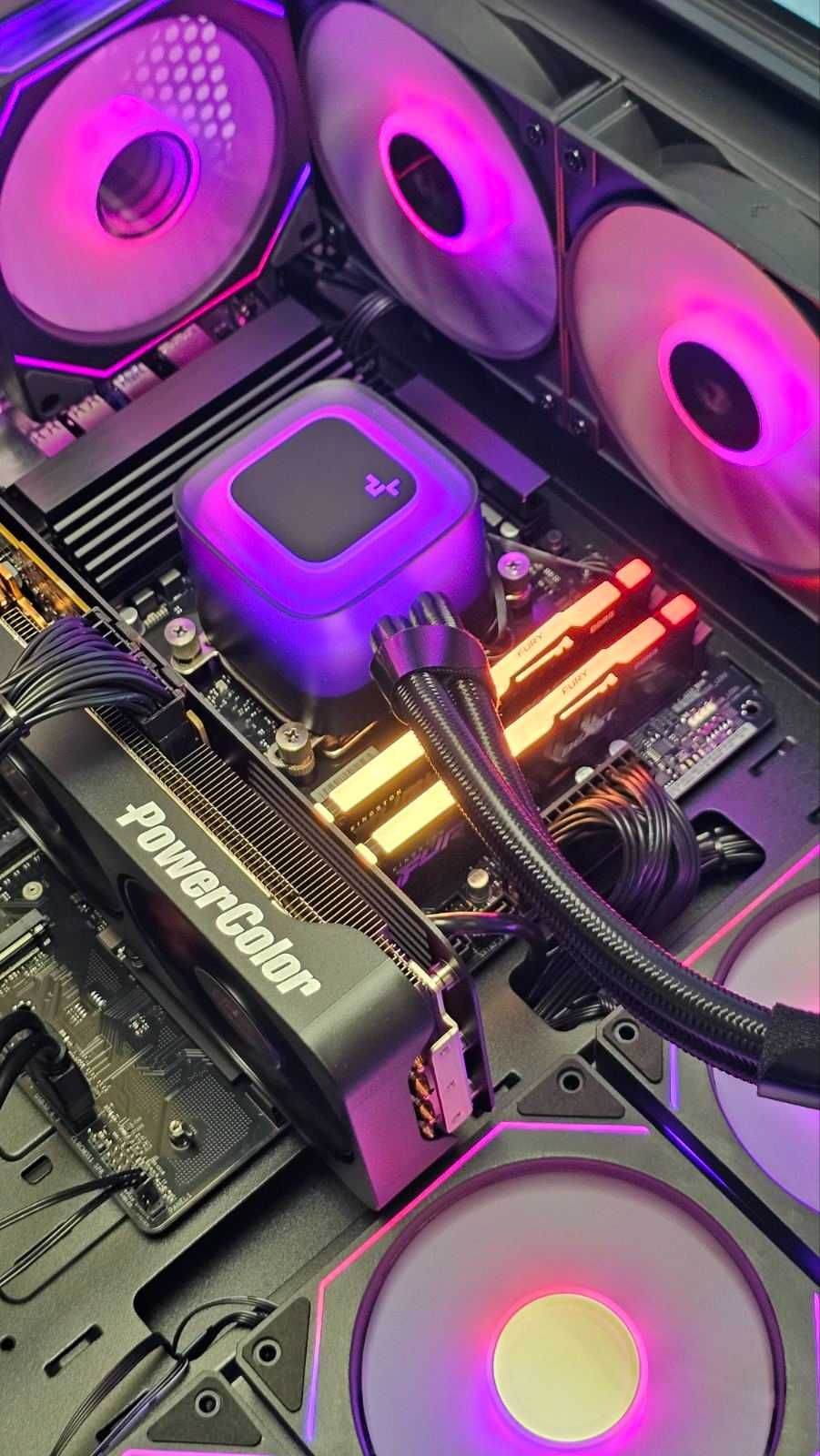 RX 9070XT 16GB/Ryzen 7-7800X3D/RAM 32GB/SSD 1TB/Чисто Нов+Гаранция!