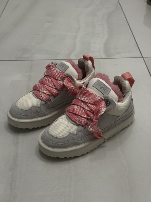 UGG - tip adidasi