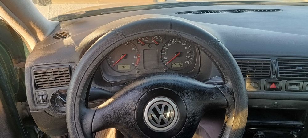 Vw GOLF 1.4 16V бензин