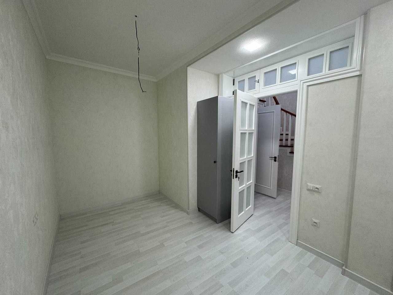 Юнусабаде продаётся участок 2,8 соток евроремонт  4 ком