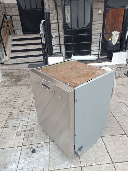 Съдомиялна за полувграждане miele