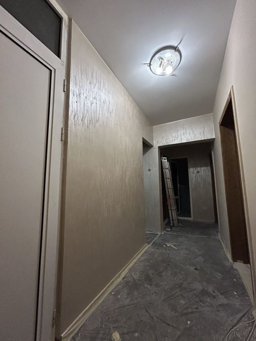 Предлагам,шпакловане,боядисване,мазилки,пускане на силикон