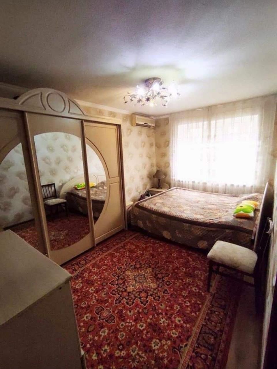 Продаётся своя 3х комнатная квартира в кирпичном доме на первом этаже