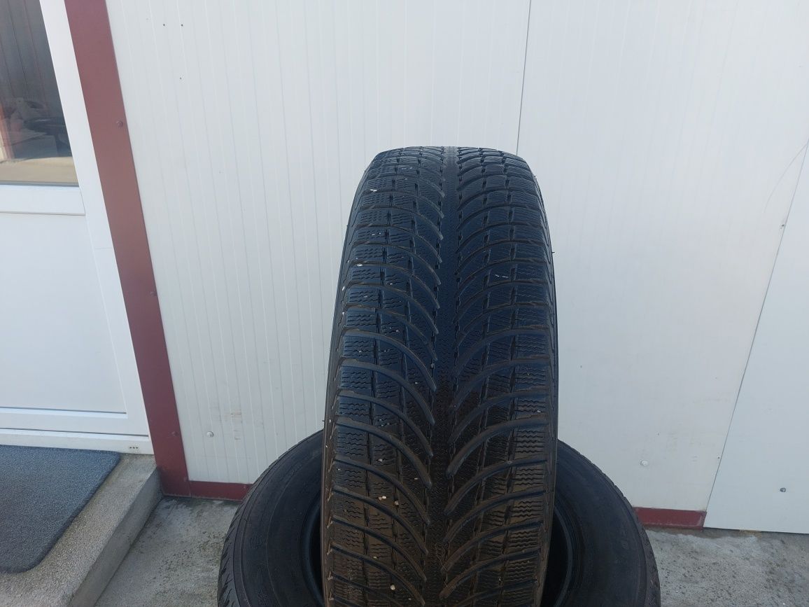125 lei bucata! Set anvelope M+S/IARNA 235 65 17 Michelin