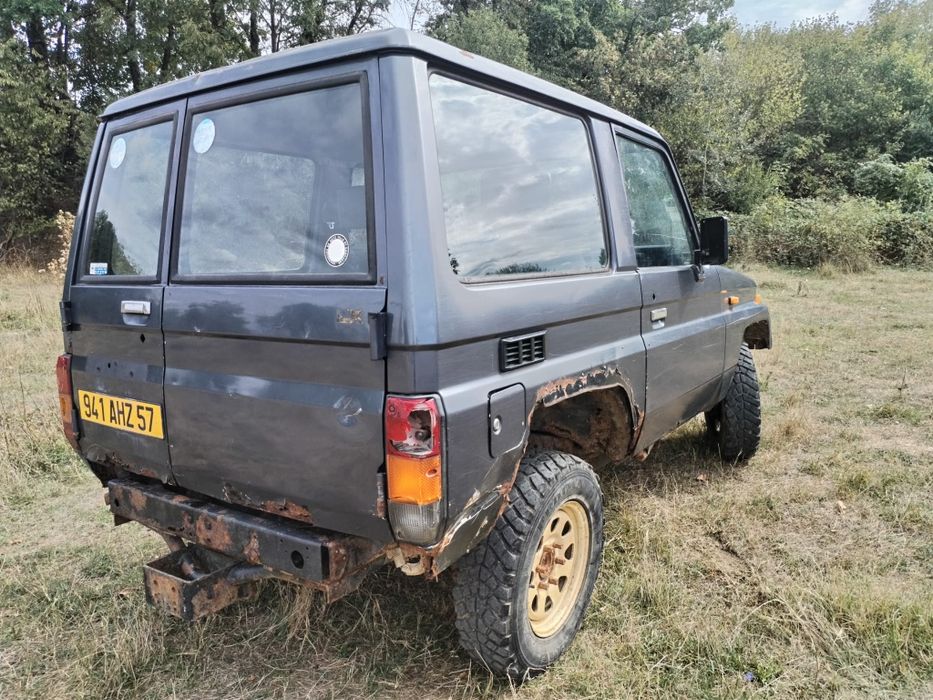 Toyota land cruiser j 70