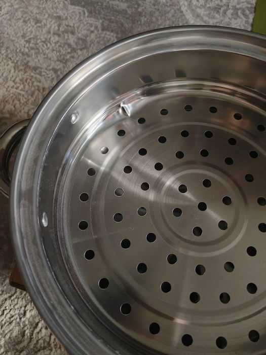 Продам новую мантницу-пароварку на 3 уровня