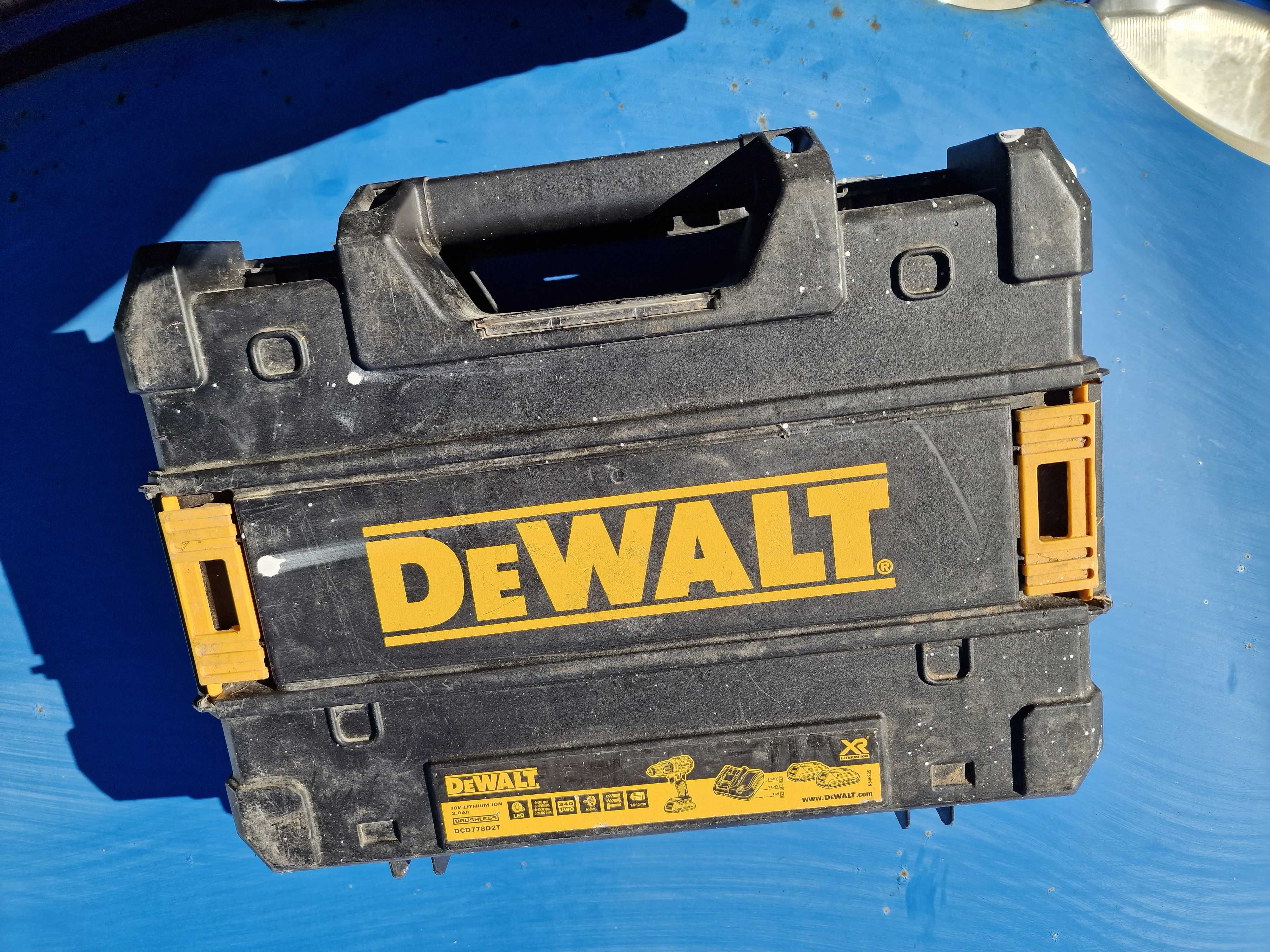 Cutii scule dewalt