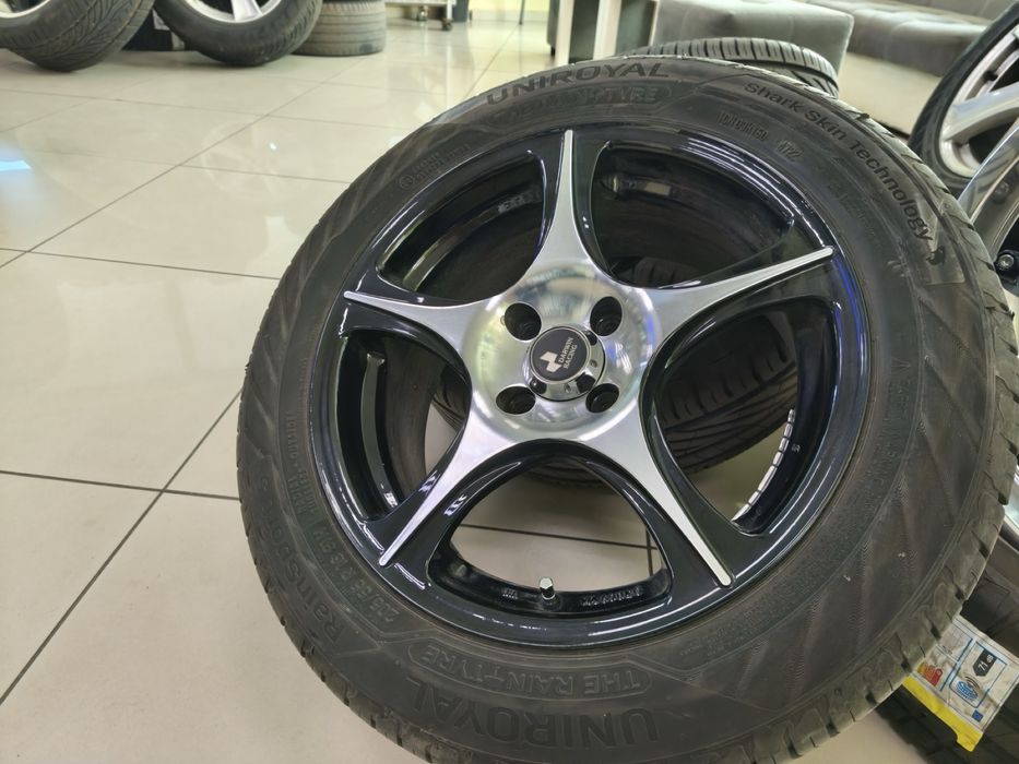 Джанти darwin racing / гуми uniroyal rainsport 5