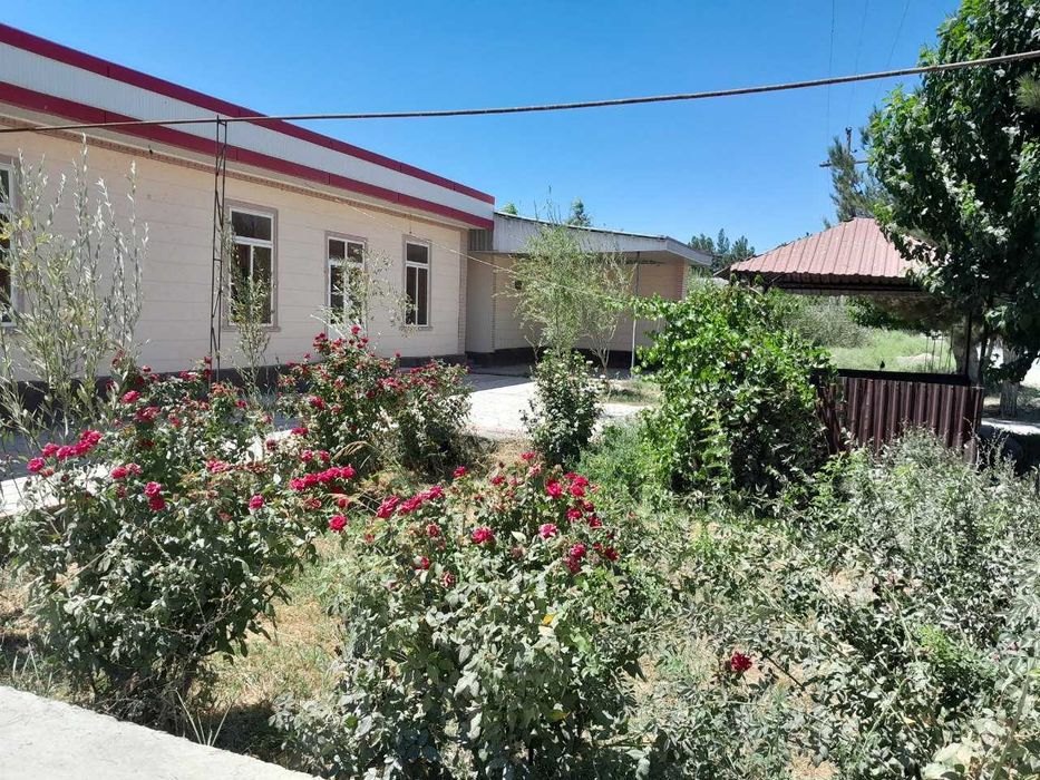 Tayyor bino sotiladi.