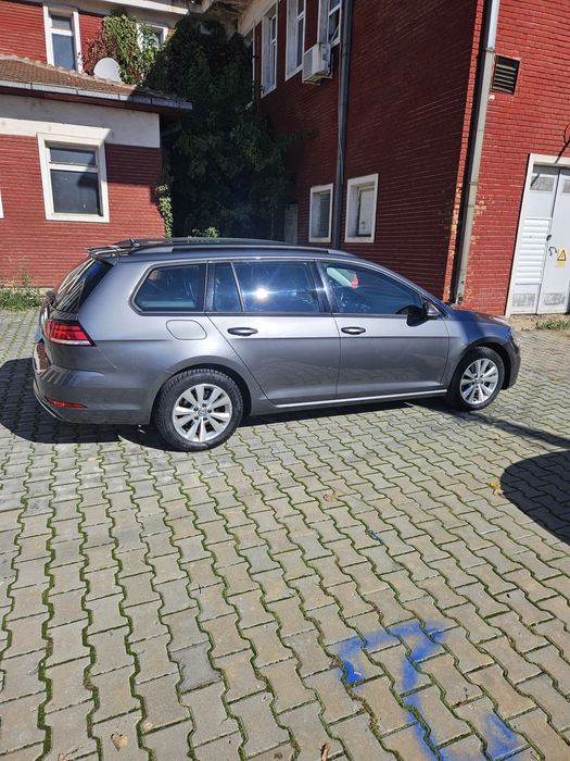 Vand Golf 7, an fabricație 2018, proprietar!