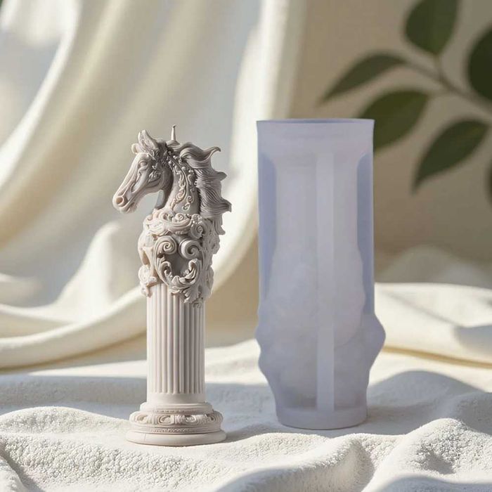 силиконов молд – Свещ „Конска глава върху колонa“