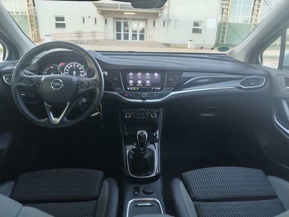 Opel Astra Elegance 2020 1,2 benzină 145 CP euro 6 facelift