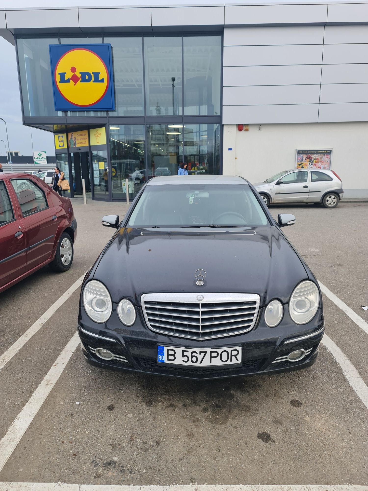 Mercedes E 200 impecabil