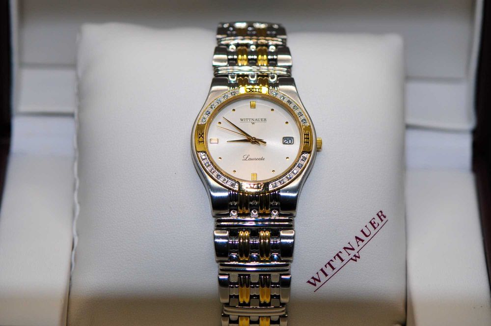 Швейцарски дамски часовник с диаманти - Wittnauer Laureate