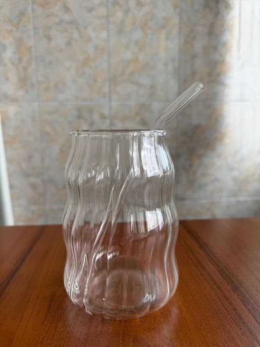 Pahar sticla cu pai inclus