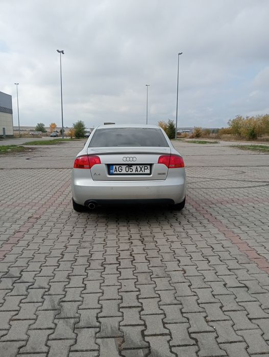 Vând audi A4 b7 1.6 benzina