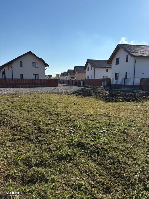 Vand teren construibil, utilitatile la poarta in Reghin