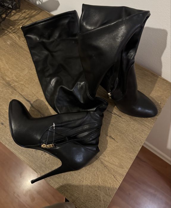 Високи обувки и чизми