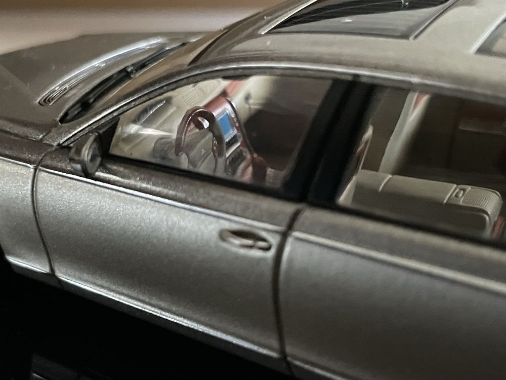 1:43 Maybach 62 - Autoart - метален модел