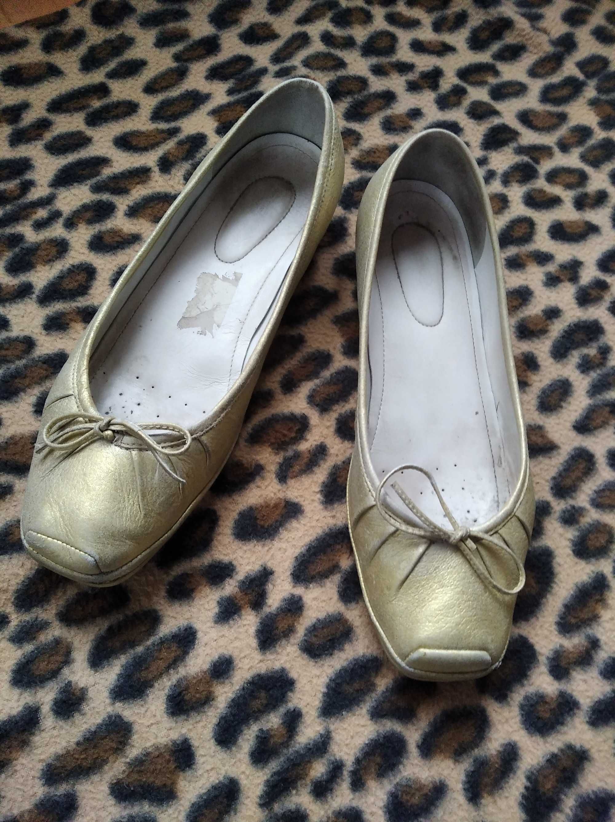Mango дамски балеринки; Geox дамски обувки