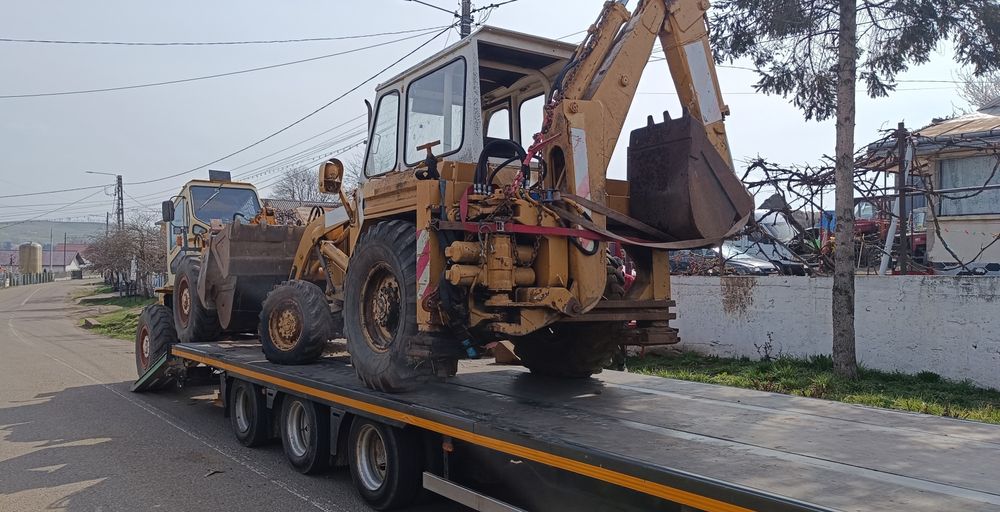 Transport utilaje  Platforma Trailer