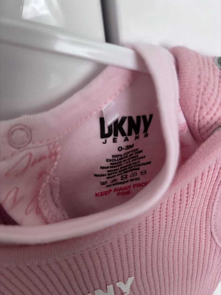 DKNY бебешки сет/ момиче/ сукман/ комплект